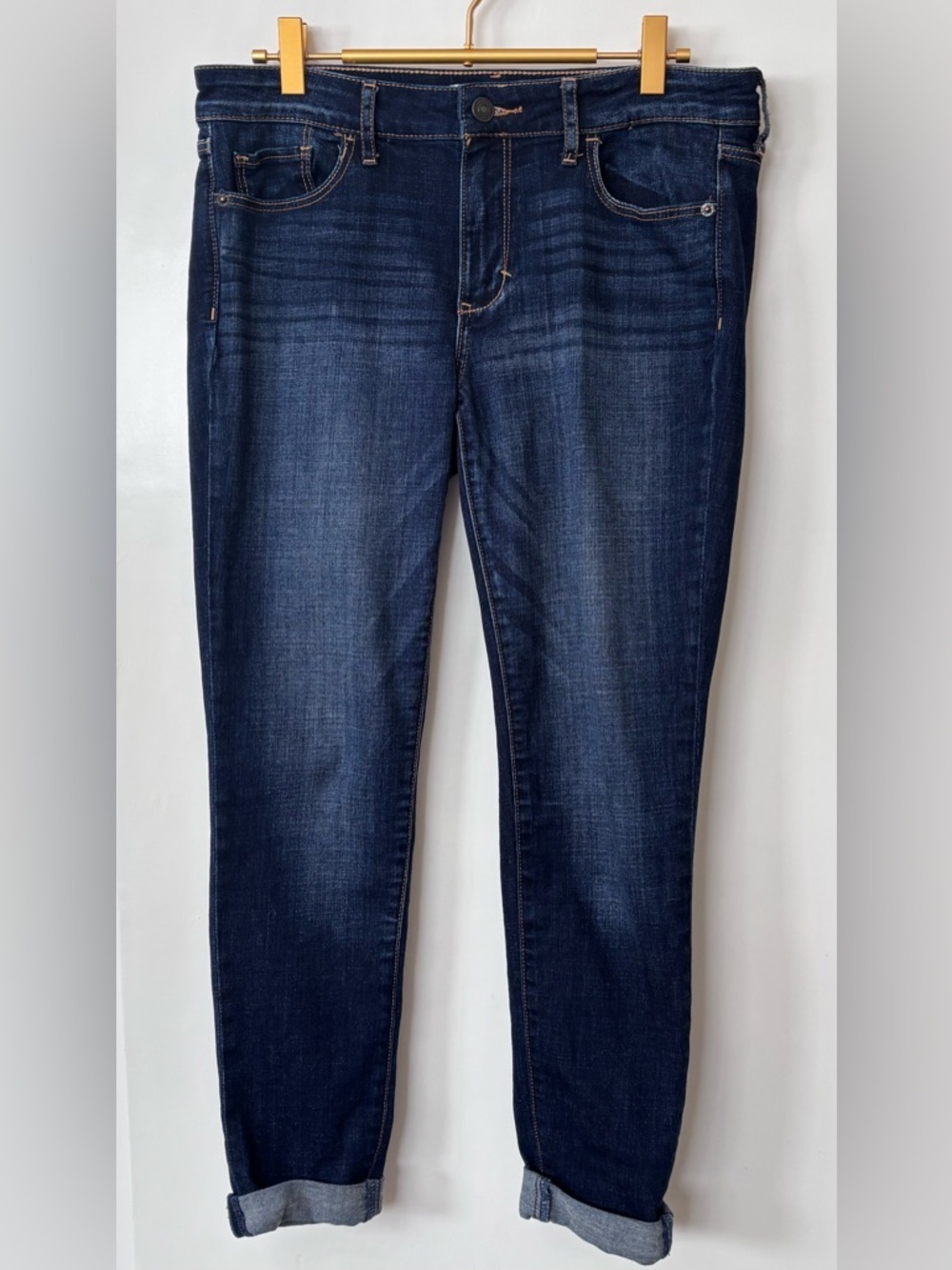 Abercrombie & Fitch| Mid-Rise Straight Leg Cuffed Dark Blue Denim Jeans Sz 28/29 - Picture 2 of 4
